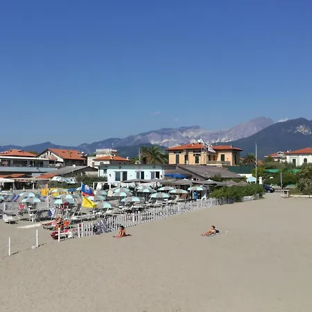 Casa Luce Apartment Marina di Massa